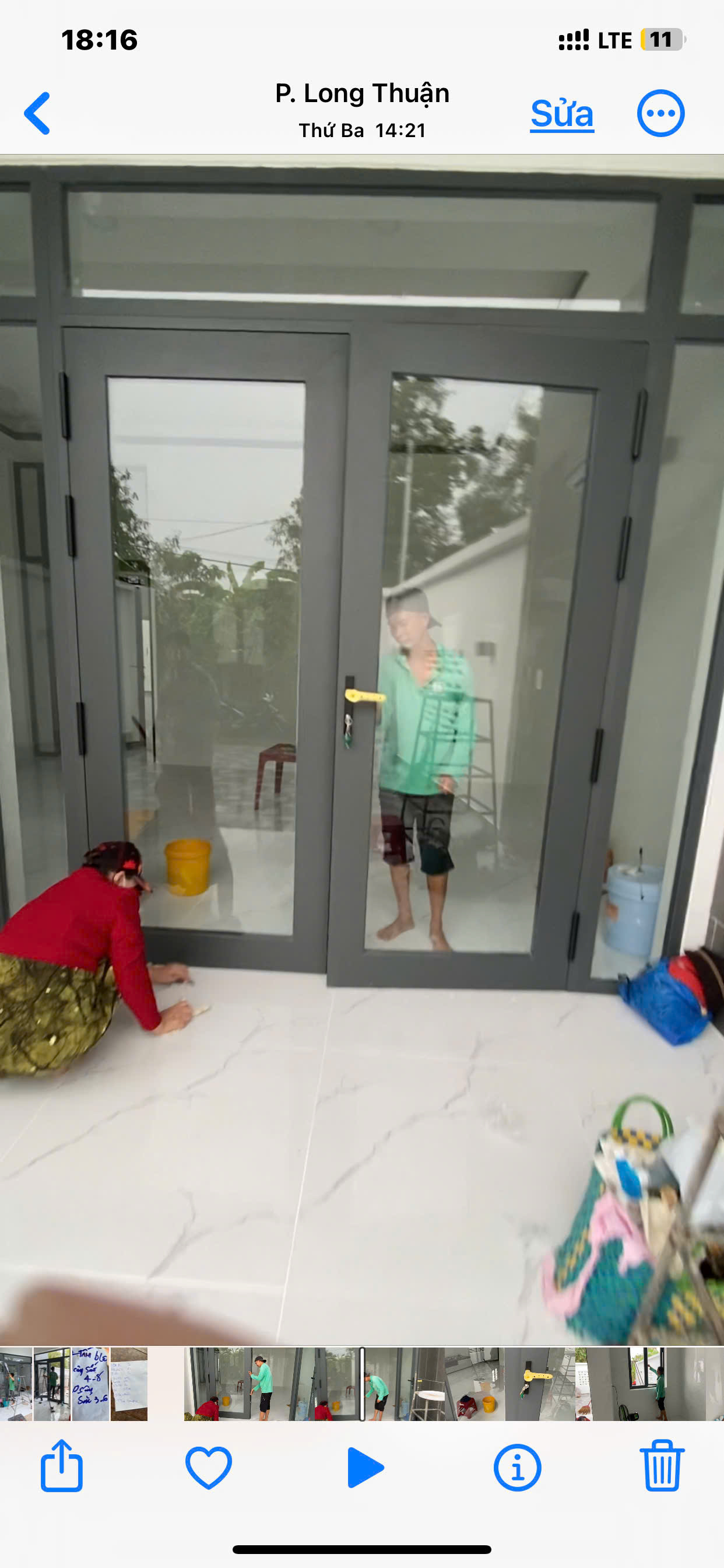 Cửa Cánh Lớn Khung Bao Full Tường (MS01)