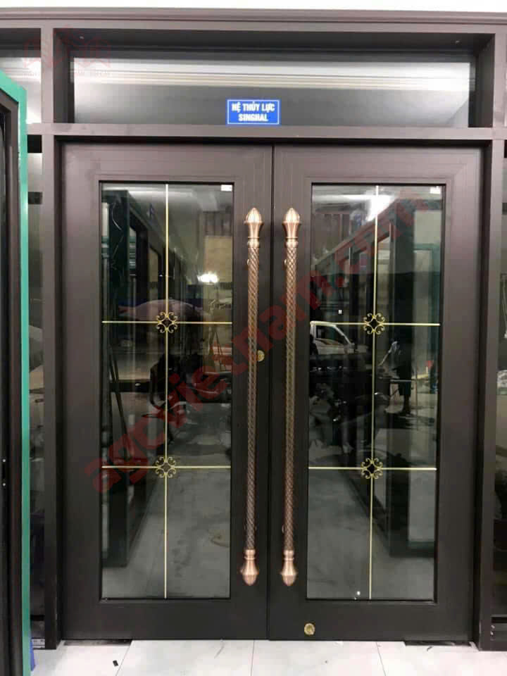 Cửa Nhôm Thủy Lực Bản Lề Sàn (MS08)